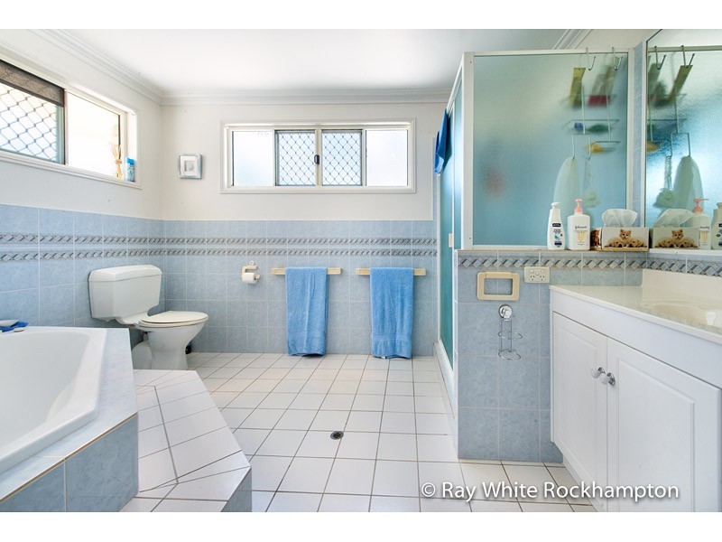 21 Strelow Avenue, Glenlee QLD 4711