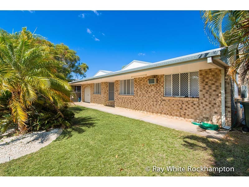 59 Bean Avenue, Parkhurst QLD 4702