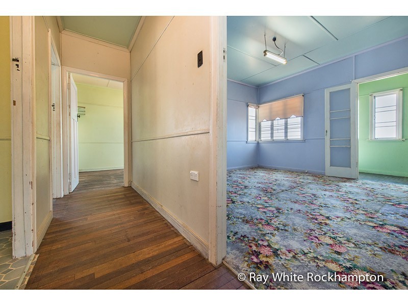 218 Thozet Road, Koongal QLD 4701