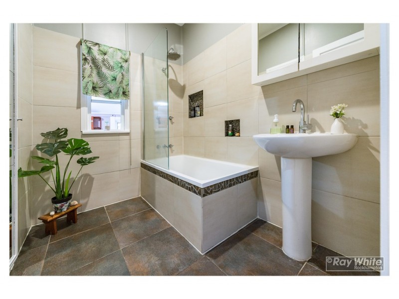 254 Clanfield Street, Berserker QLD 4701