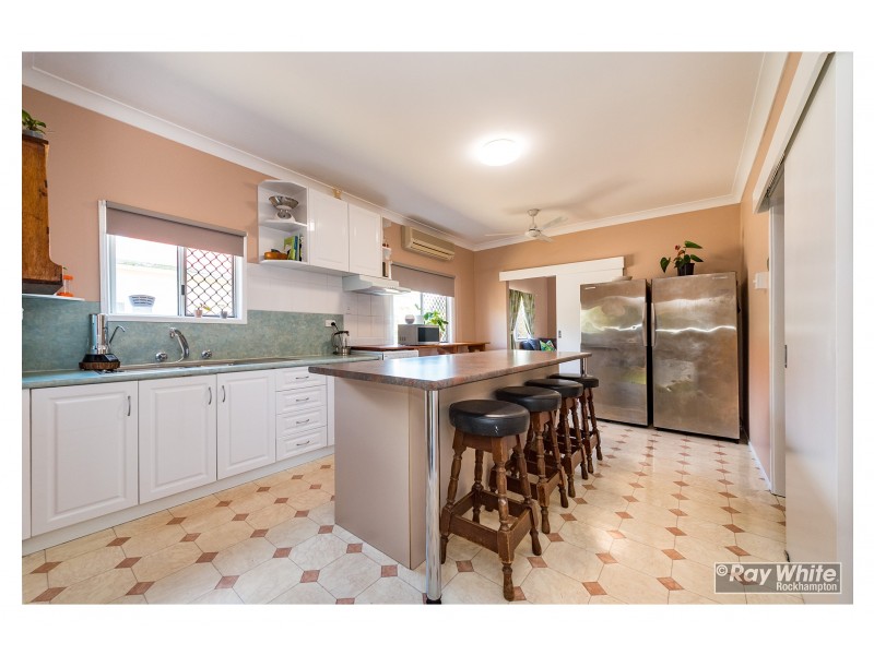 254 Clanfield Street, Berserker QLD 4701