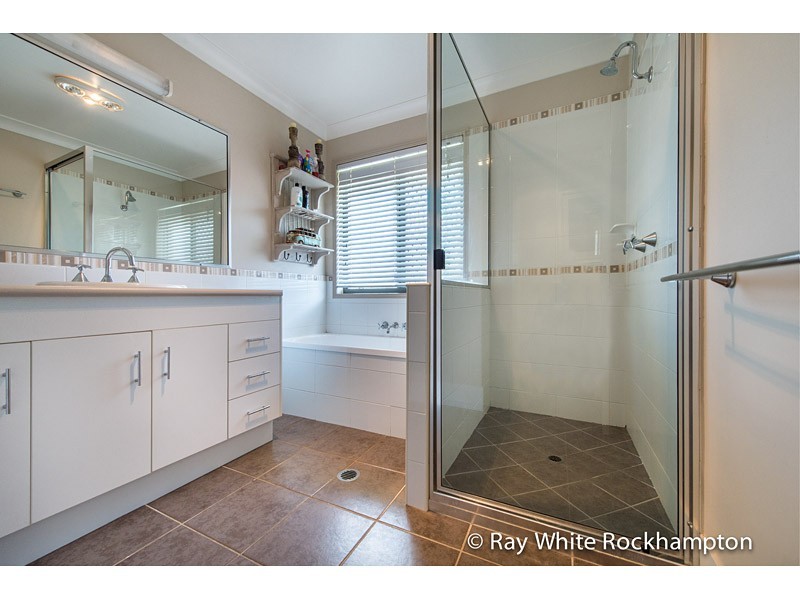 5-7 Casuarina Road, Rockyview QLD 4701