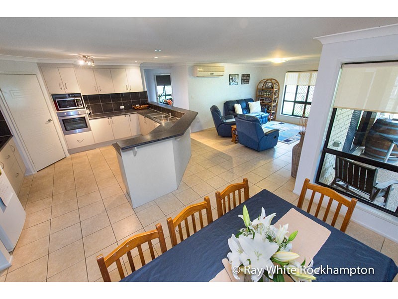 8 Mitchell Court, Gracemere QLD 4702