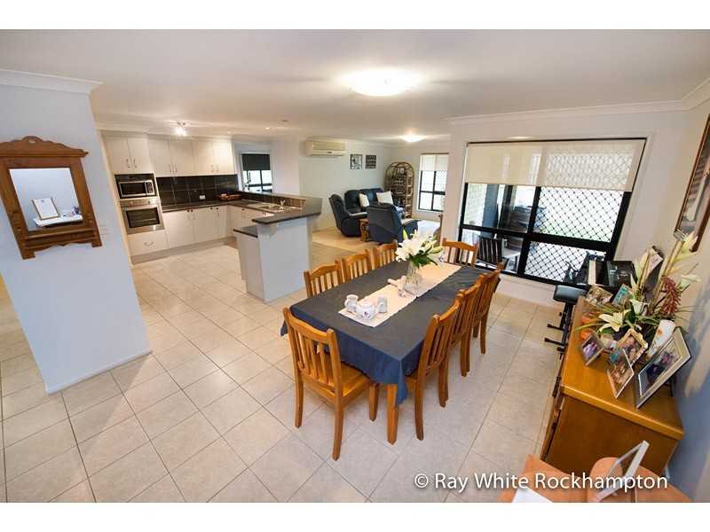 8 Mitchell Court, Gracemere QLD 4702
