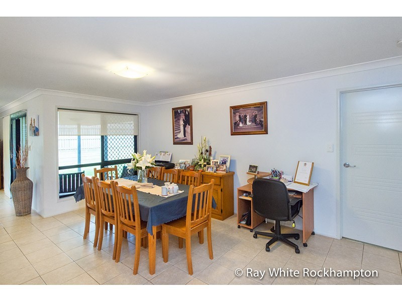 8 Mitchell Court, Gracemere QLD 4702