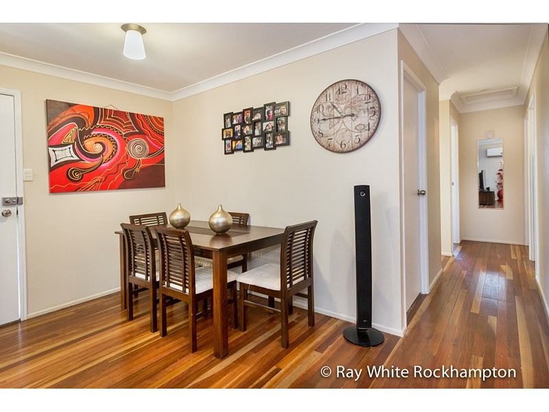 104 Stenlake Avenue, Kawana QLD 4701