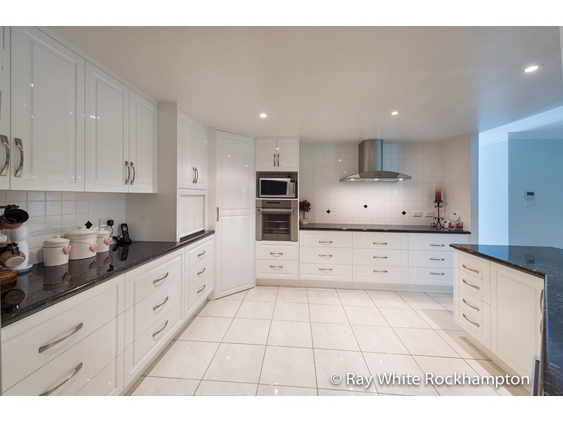 7 Treefern Terrace, Frenchville QLD 4701