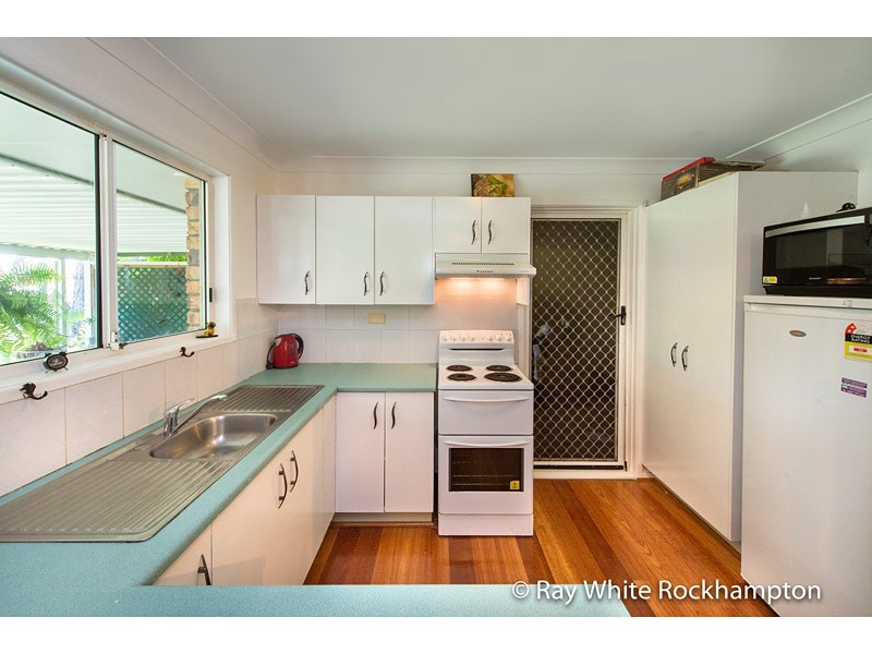 16 Brosnan Crescent, Parkhurst QLD 4702