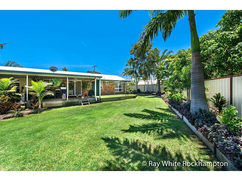 16 Brosnan Crescent, Parkhurst QLD 4702