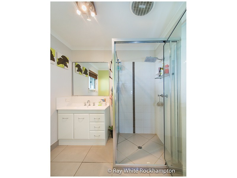 6 Rosella Drive, Gracemere QLD 4702