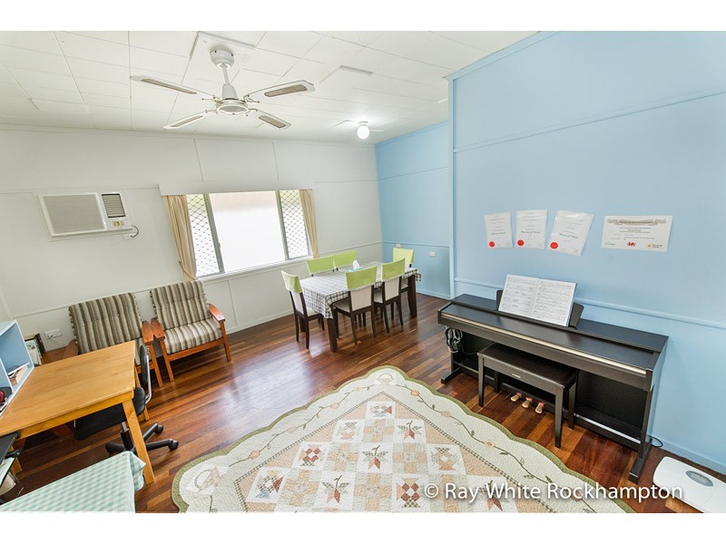 141 Richardson Road, Kawana QLD 4701