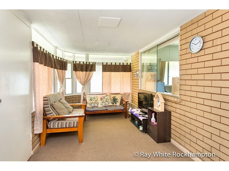 141 Richardson Road, Kawana QLD 4701