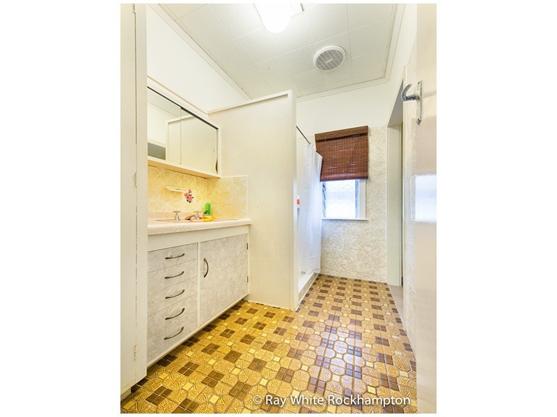 141 Richardson Road, Kawana QLD 4701