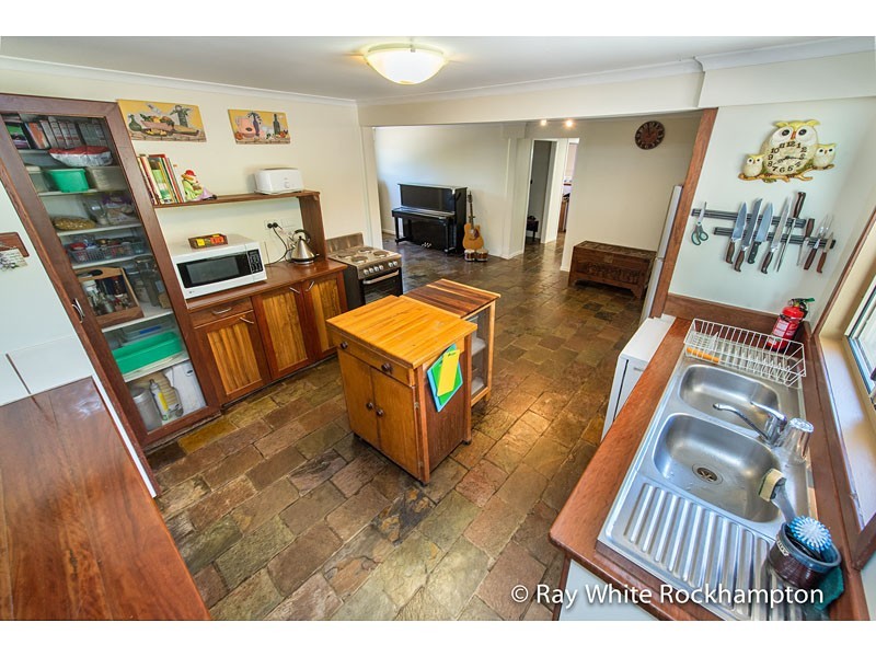 181 Fourteen Mile Road, The Caves QLD 4702