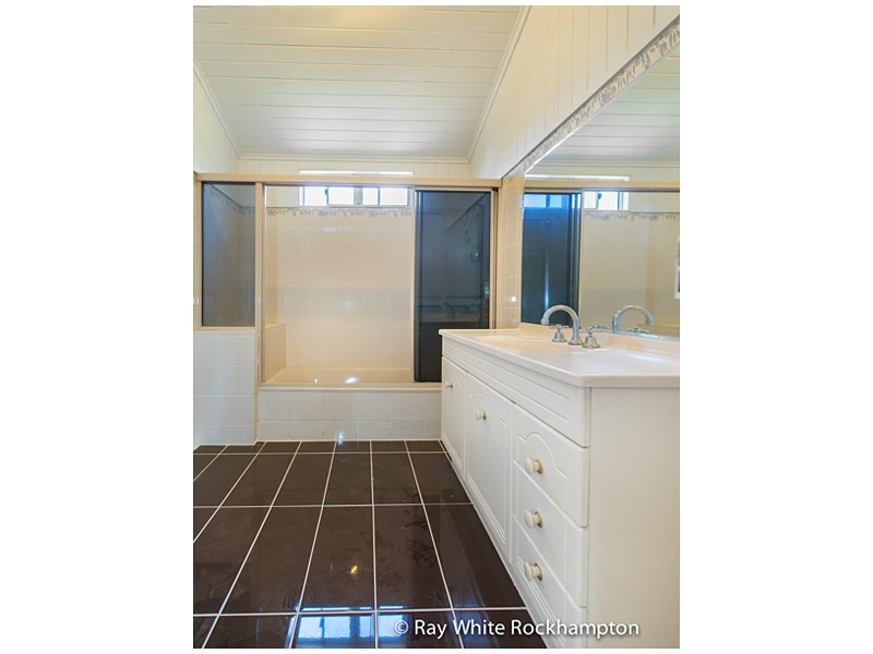 165 Hyde Street, Frenchville QLD 4701