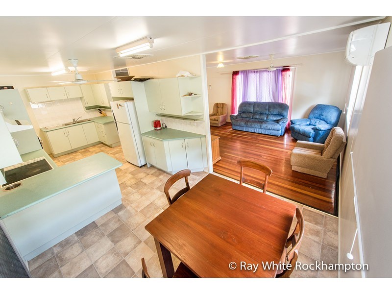 35 Cowap Street, Park Avenue QLD 4701