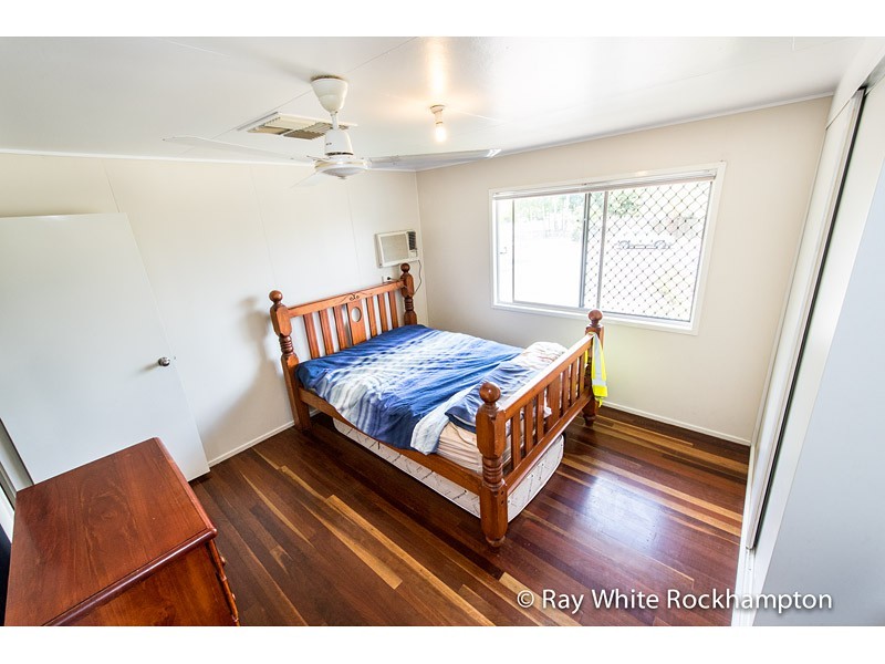 35 Cowap Street, Park Avenue QLD 4701