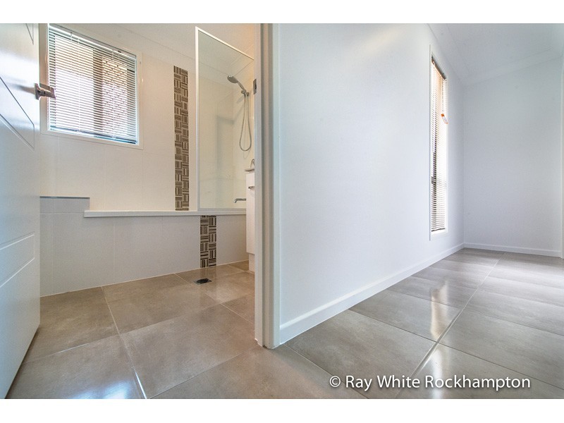 42 Harbourne Street, Koongal QLD 4701