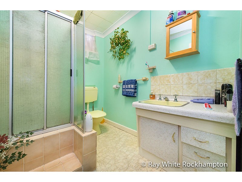 231 Farm Street, Kawana QLD 4701