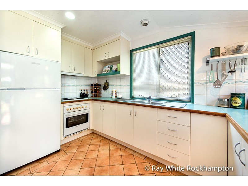 120 West Street, Allenstown QLD 4700