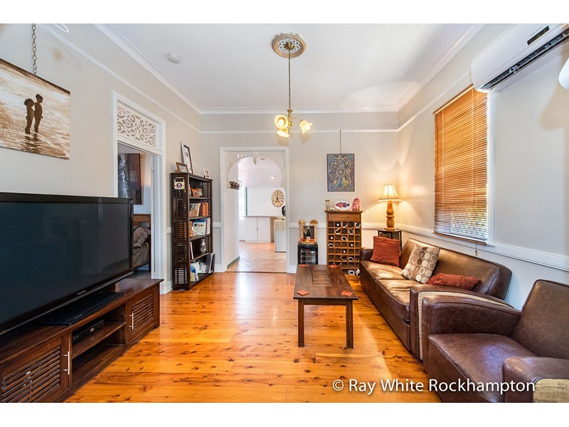 120 West Street, Allenstown QLD 4700