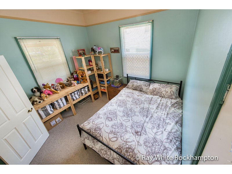 120 West Street, Allenstown QLD 4700
