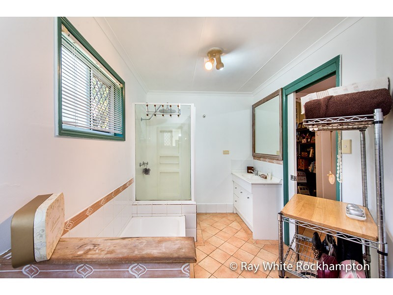 120 West Street, Allenstown QLD 4700