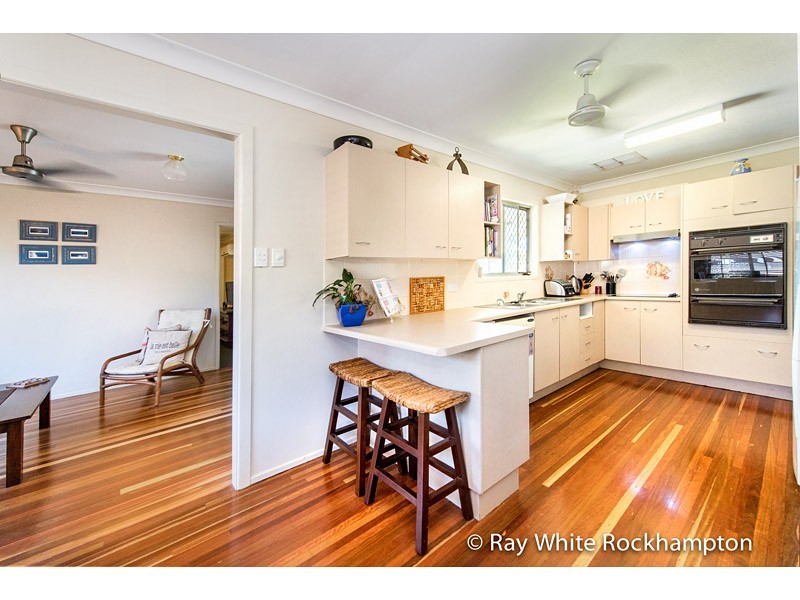 58 Gray Street, Park Avenue QLD 4701