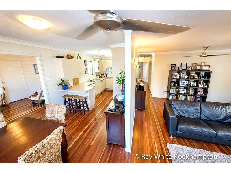 58 Gray Street, Park Avenue QLD 4701