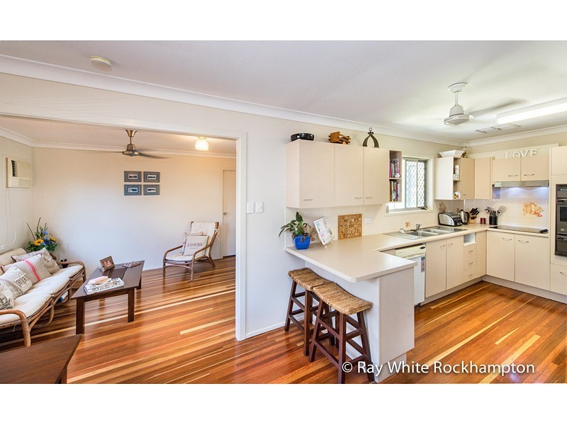 58 Gray Street, Park Avenue QLD 4701