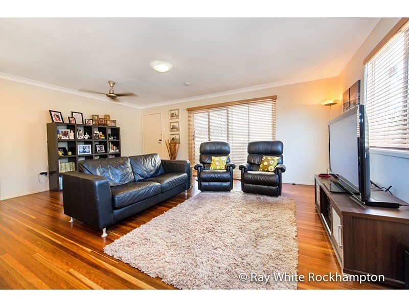 58 Gray Street, Park Avenue QLD 4701