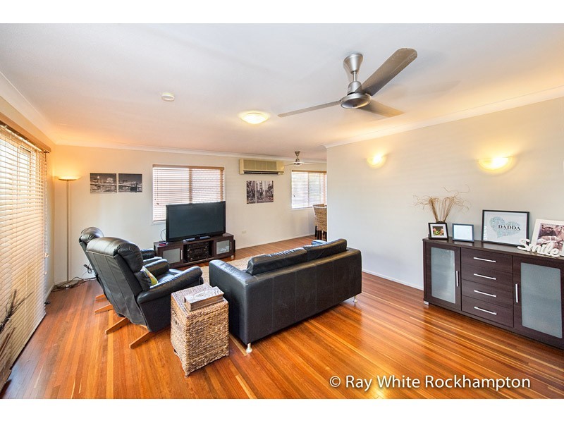 58 Gray Street, Park Avenue QLD 4701