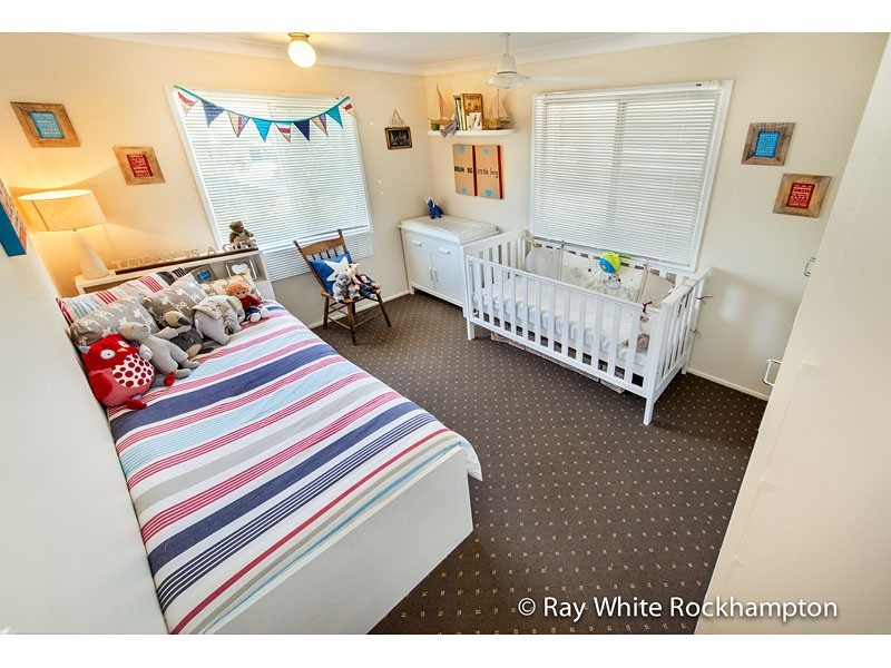 58 Gray Street, Park Avenue QLD 4701