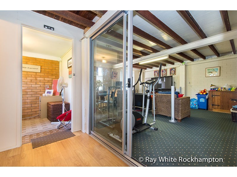 58 Gray Street, Park Avenue QLD 4701