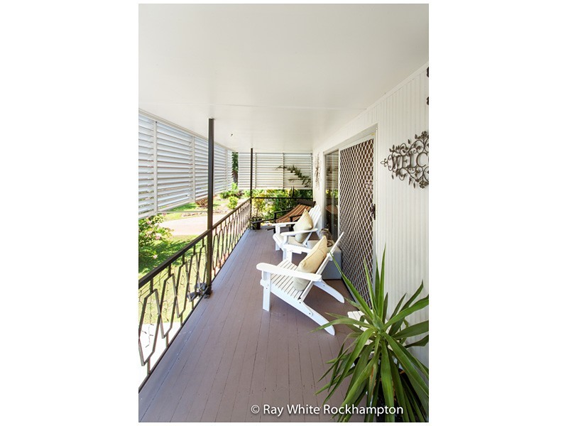 58 Gray Street, Park Avenue QLD 4701