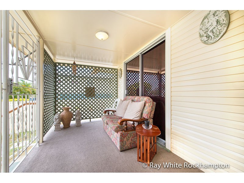 79 Main Street, Park Avenue QLD 4701