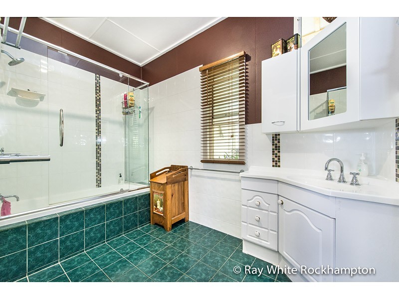 330 Denham Ext Street, West Rockhampton QLD 4700