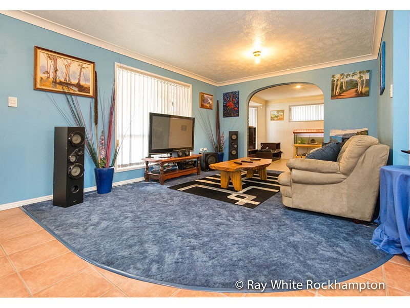 12 Thorsen Close, Gracemere QLD 4702