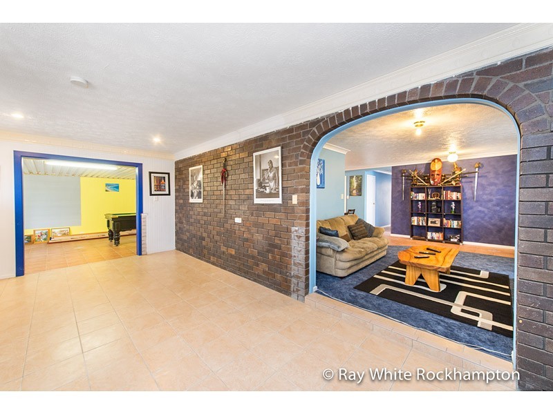 12 Thorsen Close, Gracemere QLD 4702