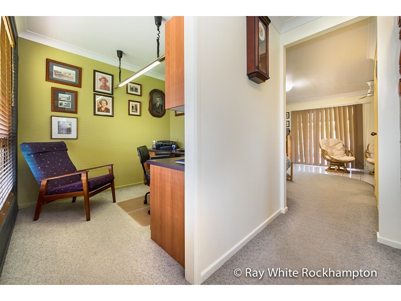 26 Hinton Street, Koongal QLD 4701