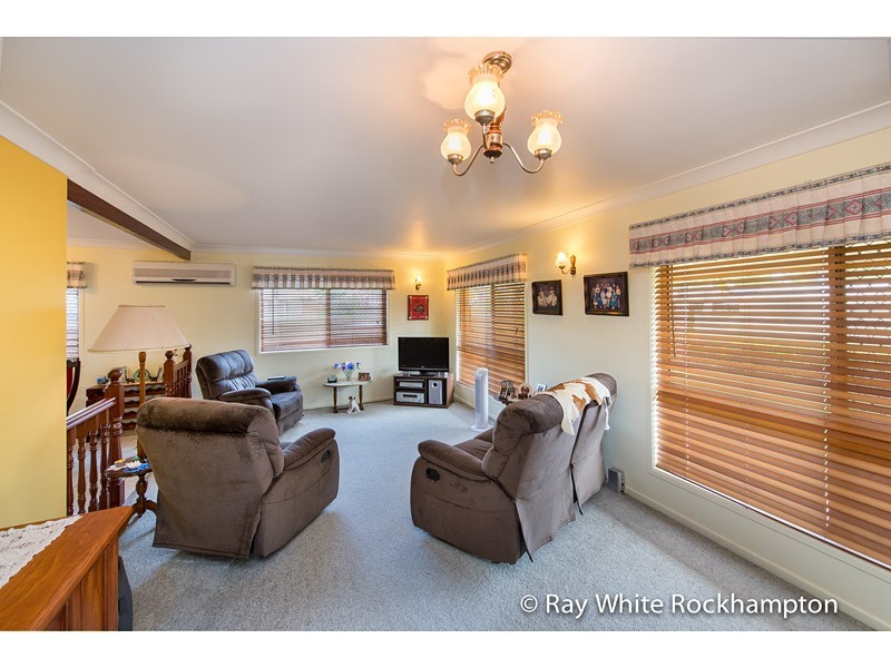 26 Hinton Street, Koongal QLD 4701