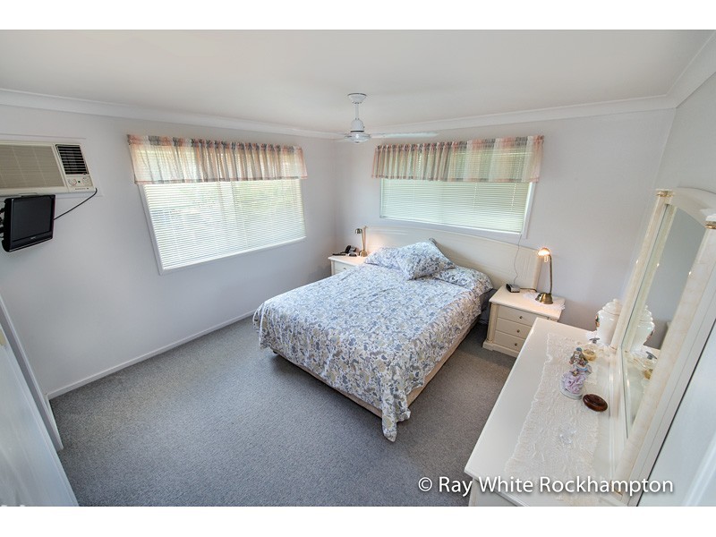 26 Hinton Street, Koongal QLD 4701