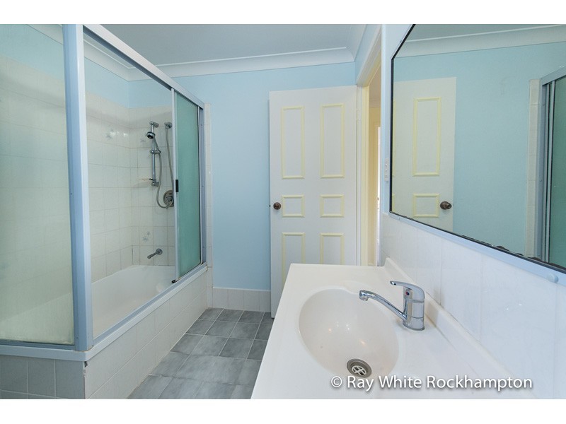 26 Hinton Street, Koongal QLD 4701