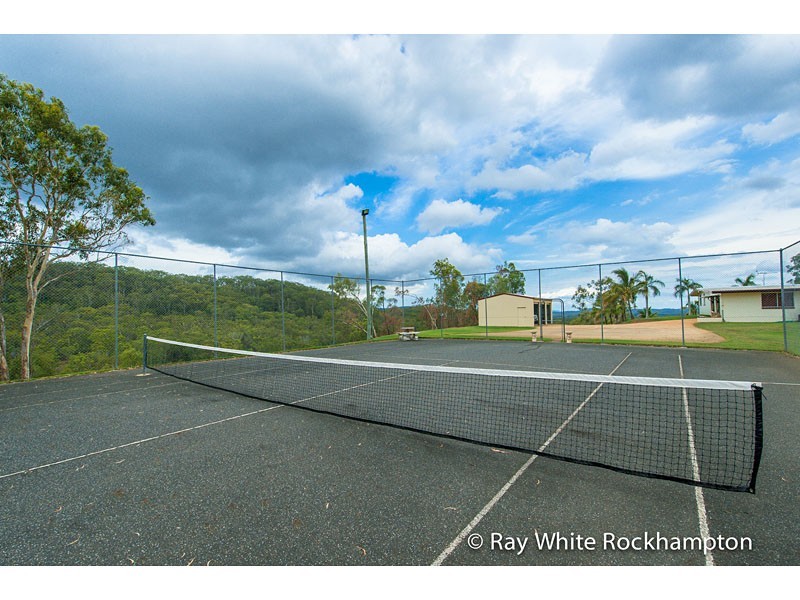 407 Coorooman Creek Road, Cawarral QLD 4702