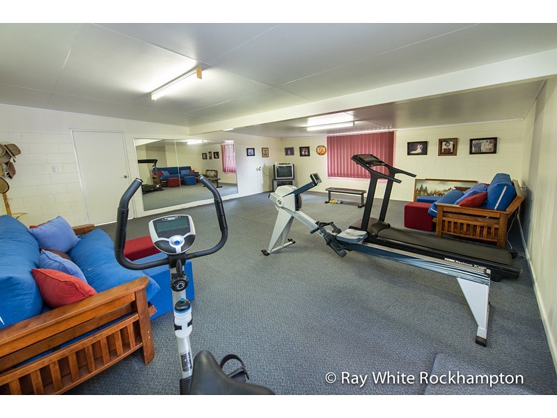 407 Coorooman Creek Road, Cawarral QLD 4702