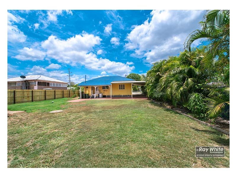3 Bertram Street, Park Avenue QLD 4701