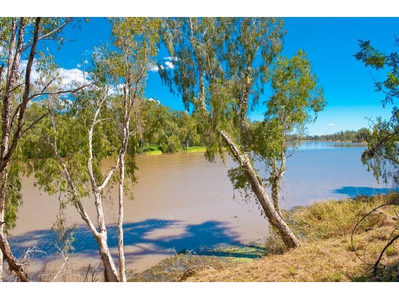 1073 Belmont Road, Glendale QLD 4711