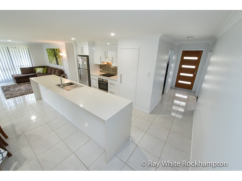 7 Mitchell Court, Gracemere QLD 4702