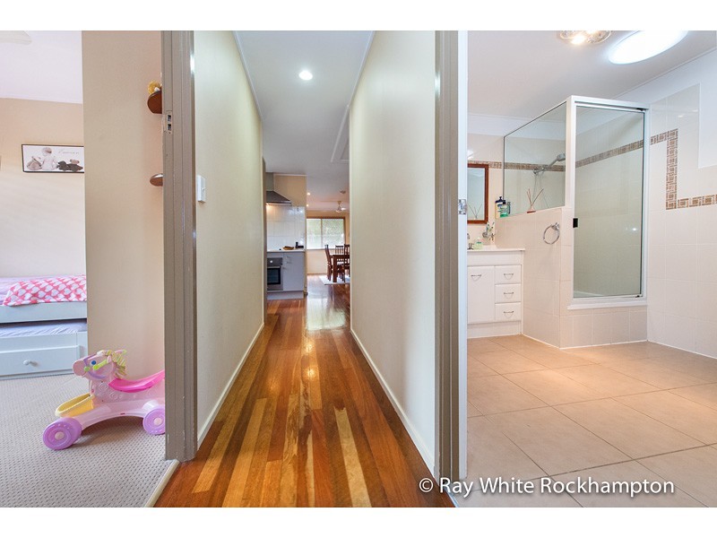 229 Hennessy Street, Koongal QLD 4701