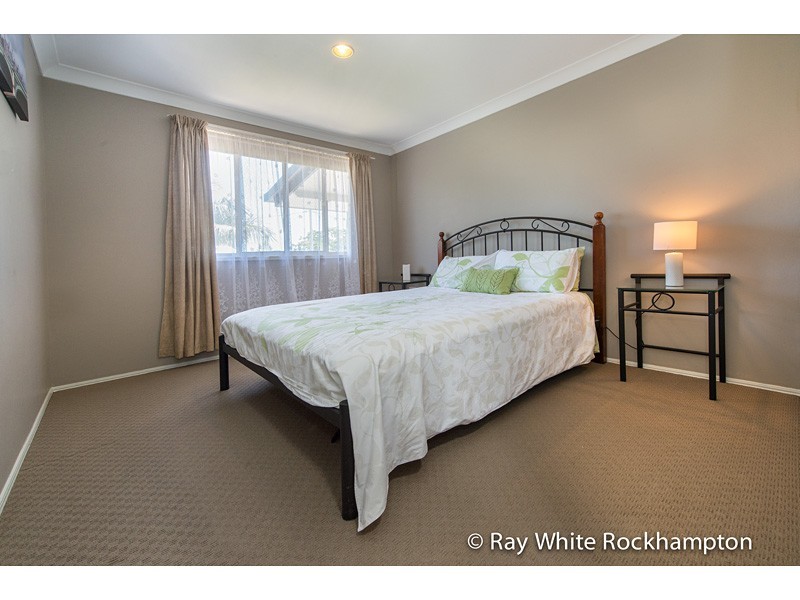 11 Schirmer Close, Gracemere QLD 4702